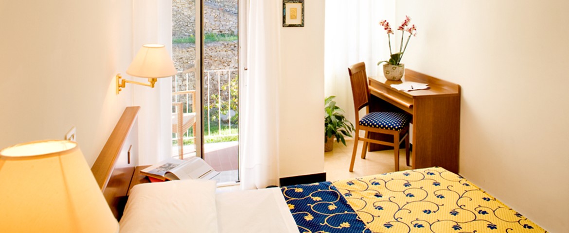HOTEL MEDITERRANEO