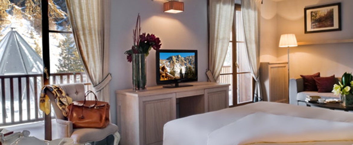 VAL DI LUCE SPA RESORT