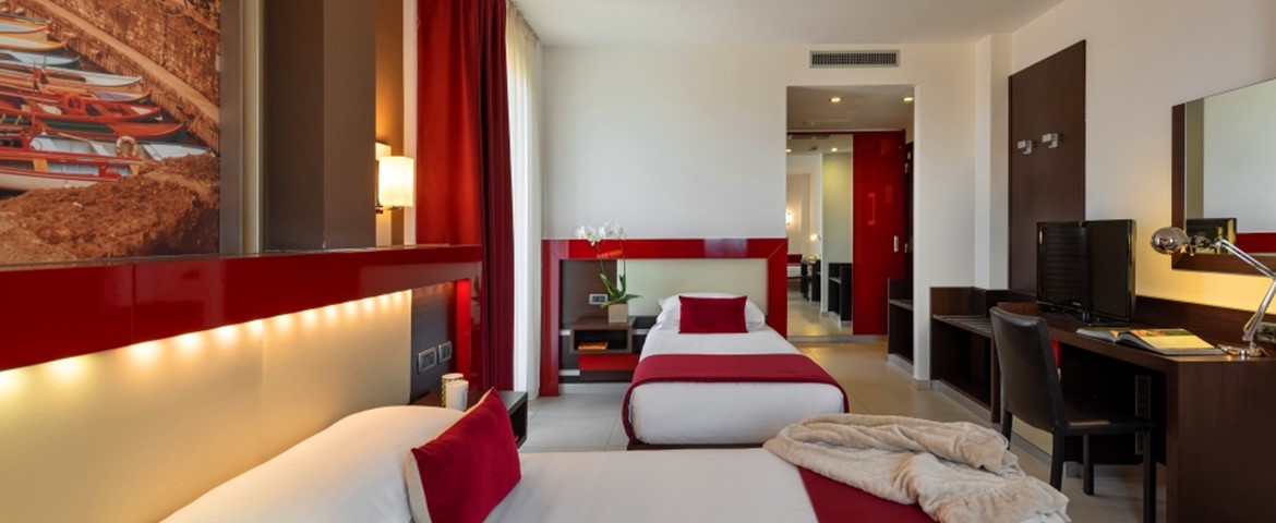 KAIROS GARDA HOTEL