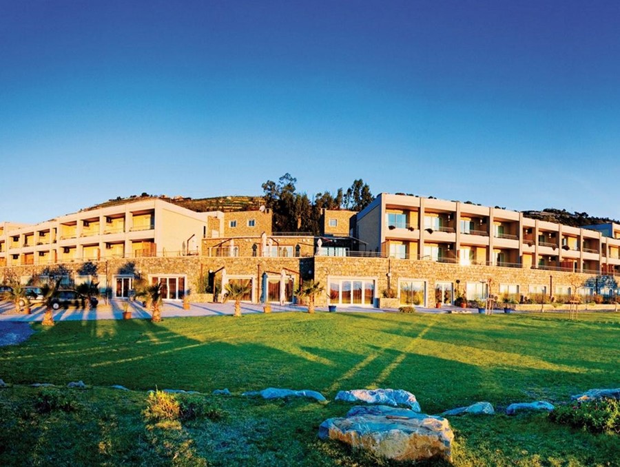 Hotel Aregai Marina