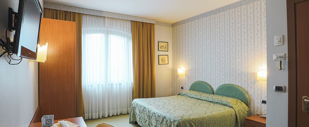 HOTEL RISTORANTE LA LANTERNA